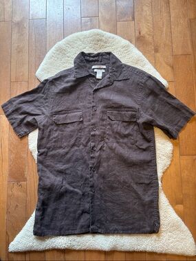 100% linen Bruno Men's Short-Sleeve Shirt in Dark Brown